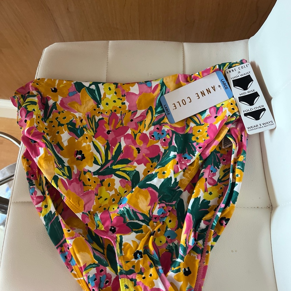 Anne Cole high Bikini Bottom size Large has UPF 50 wear 3 ways NWT